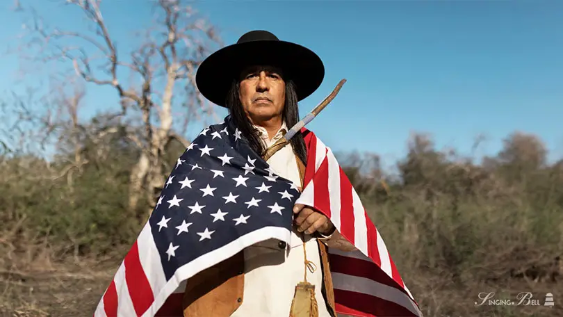 Native-American-man : Singing Bell Native American man