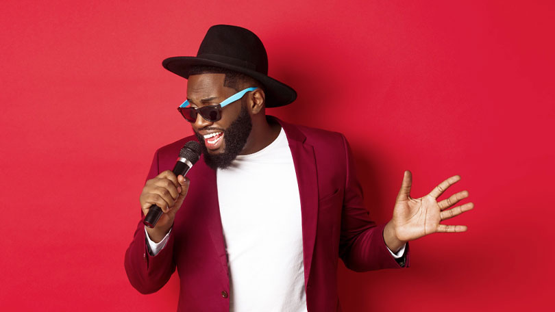 Male-Voices : Singing Bell Male Voices