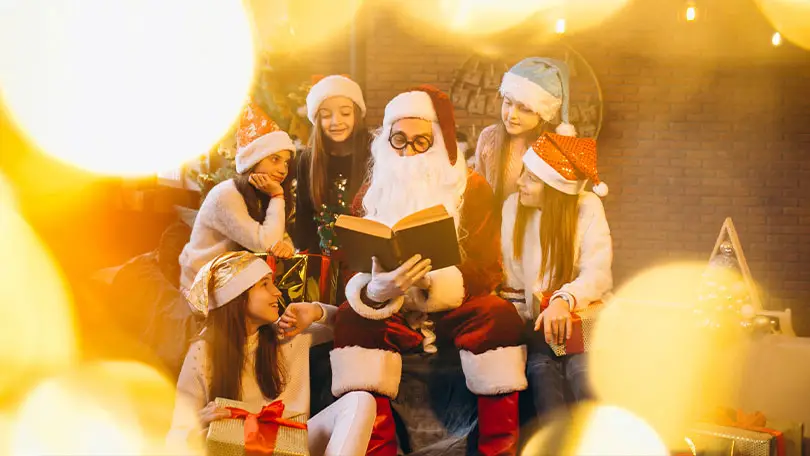 Traditional Carols vs Modern Christmas Songs : Singing Bell Traditional Carols vs Modern Christmas Songs